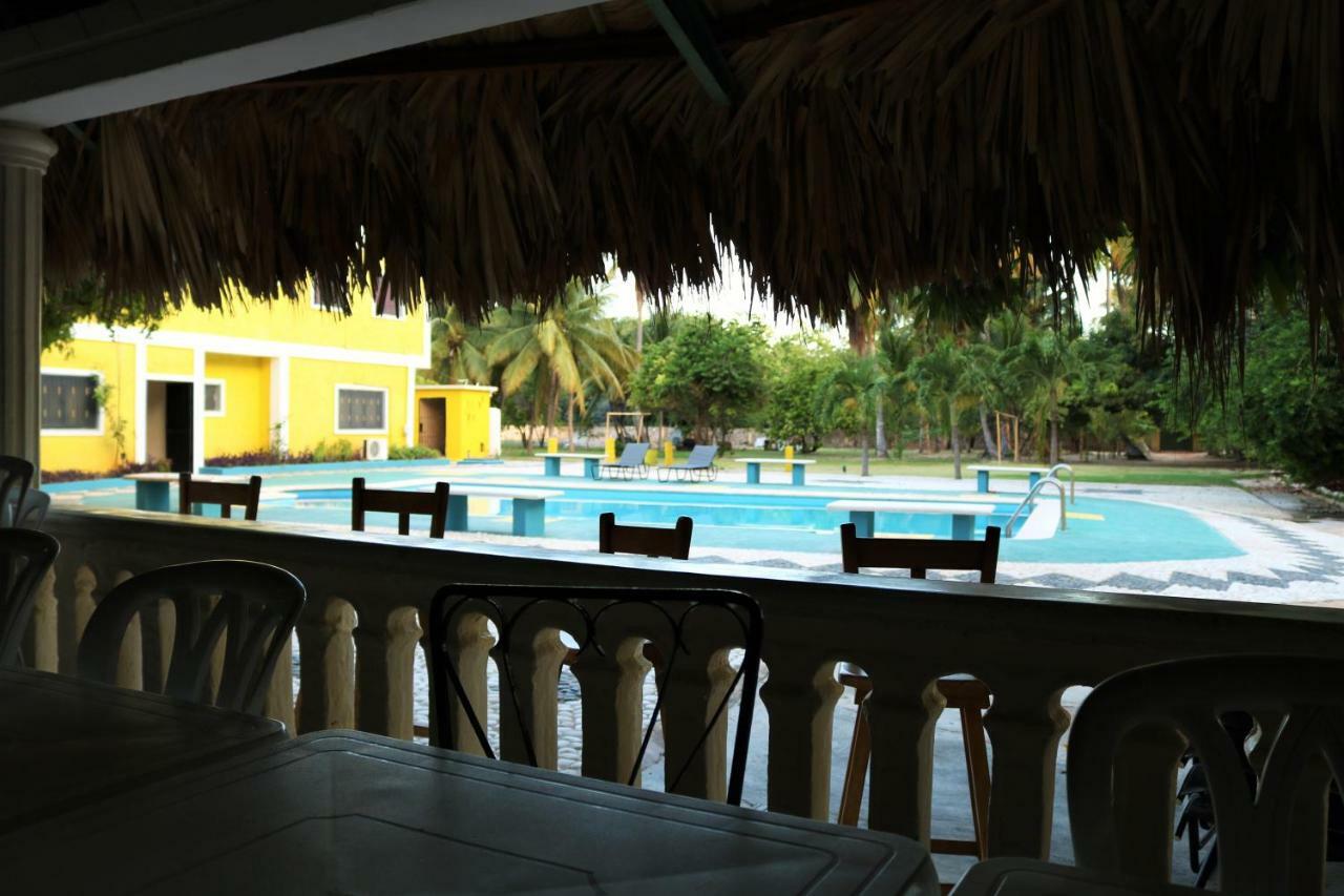 Hotel Villas Del Mar Pedernales Extérieur photo